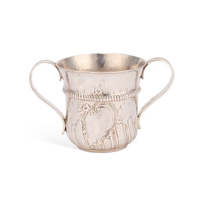 Lot 493 - AN EARLY GEORGE III SILVER PORRINGER