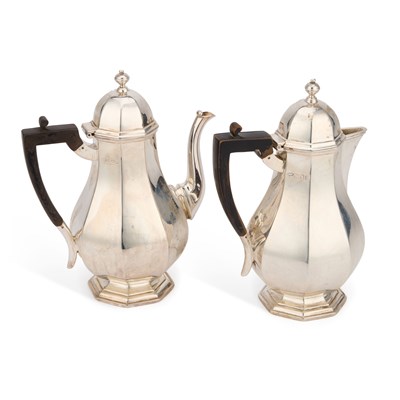 Lot 275 - A PAIR OF GEORGE V SILVER CAFE AU LAIT POTS