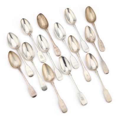 Lot 231 - A MIXED LOT OF GEORGIAN AND VICTORIAN SILVER TABLE SPOONS