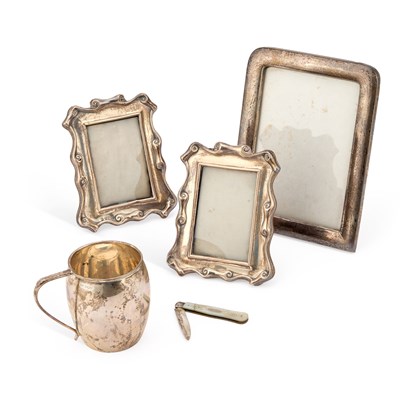 Lot 498 - A GROUP OF SILVER