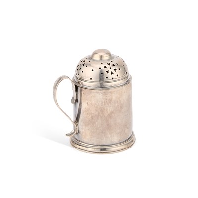 Lot 532 - A GEORGE II SILVER KITCHEN PEPPER