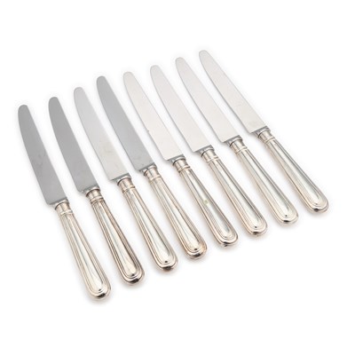 Lot 246 - A SET OF EIGHT ELIZABETH II SILVER HANDLED KNIVES