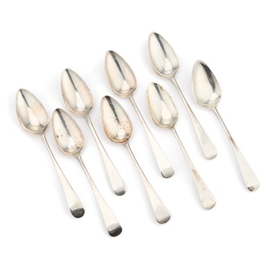 Lot 515 - A GROUP OF GEORGE III SILVER SPOONS