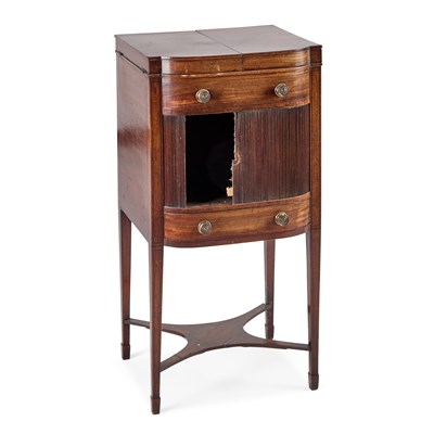 Lot 1172 - A GEORGE III MAHOGANY TAMBOUR-FRONT WASHSTAND