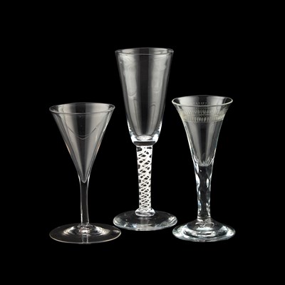 Lot 214 - AN 18TH CENTURY OPAQUE TWIST ALE FLUTE