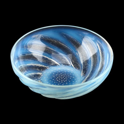 Lot 242 - RENÉ LALIQUE (FRENCH, 1860-1945)