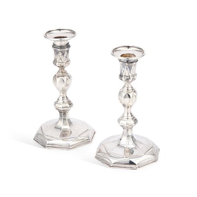 Lot 466 - A PAIR OF GEORGE VI CAST SILVER CANDLESTICKS
