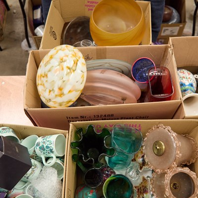 Lot 25 - THREE BOXES OF GLASS
