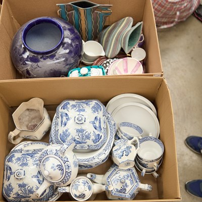 Lot 47 - TWO BOXES OF CERAMICS