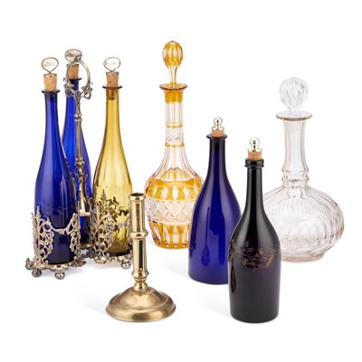 Lot 227 - A COLLECTION OF GLASS AND METALWORK