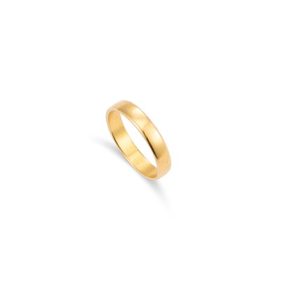 Lot 753 - A 22 CARAT GOLD BAND RING