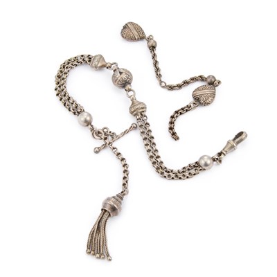 Lot 887 - A VICTORIAN ALBERTINA