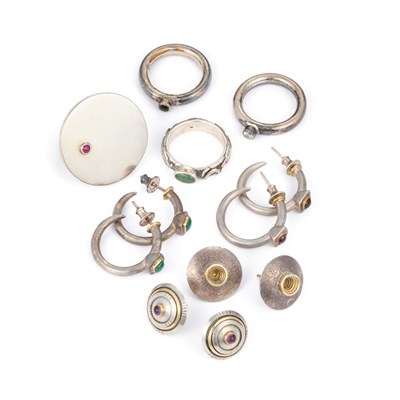 Lot 773 - A GROUP OF SILVER JEWELLERY