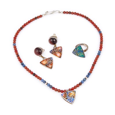 Lot 731 - A GROUP OF JOAN MACKARELL SILVER AND ENAMEL JEWELLERY