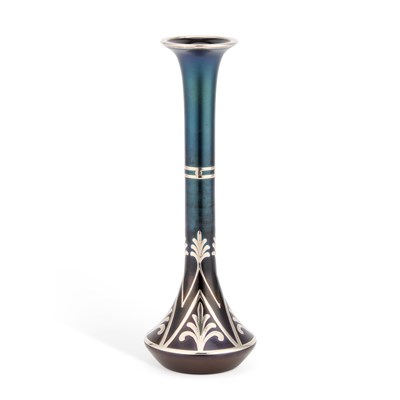 Lot 386 - AN EARLY 20TH CENTURY SILVER-OVERLAID GLASS VASE
