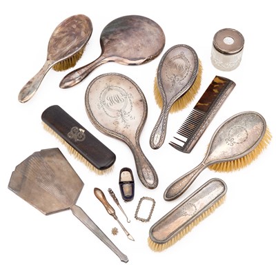 Lot 496 - A MIXED LOT OF SILVER