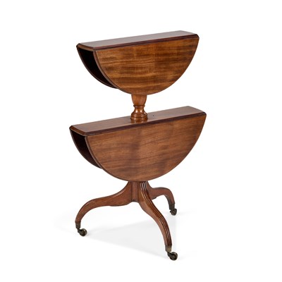 Lot 1069 - A GEORGE III MAHOGANY DROPLEAF DUMB WAITER
