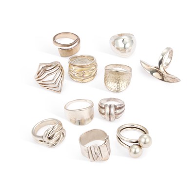Lot 835 - A COLLECTION OF SILVER MODERNIST RINGS