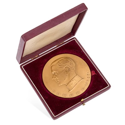 Lot 166 - A BRONZE EDWARD VIII CORONATION REMEMBRANCE MEDAL