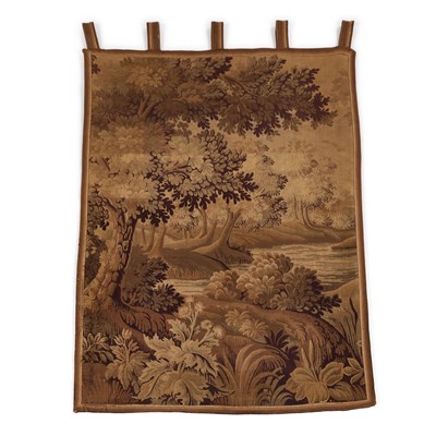 Lot 192 - AN AUBUSSON-TYPE WALL HANGING