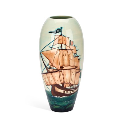 Lot 294 - A LARGE MOORCROFT POTTERY LIMITED EDITION VASE