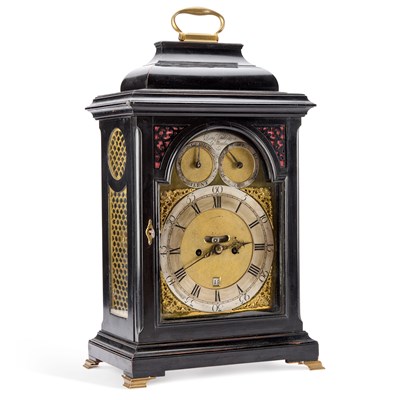 Lot 1137 - AN 18TH CENTURY EBONISED BRACKET CLOCK