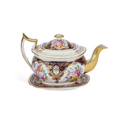 Lot 196 - A COALPORT PORCELAIN TEAPOT AND STAND