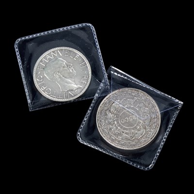 Lot 8 - A CEYLON/ SRI LANKA 5 RUPEES 1957, TO COMMEMORATE 2500 YEARS OF BUDDHISM