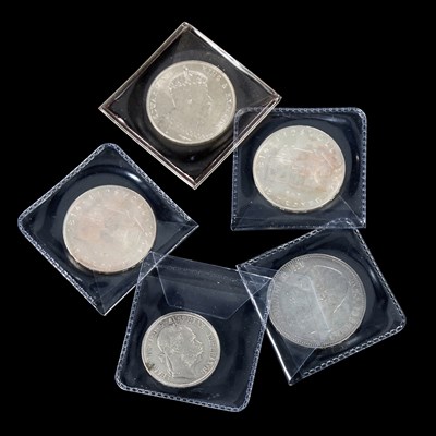 Lot 12 - A GROUP OF SILVER COINS
