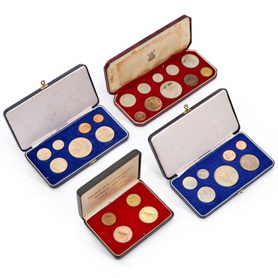 Lot 62 - A GROUP OF PROOF COIN SETS