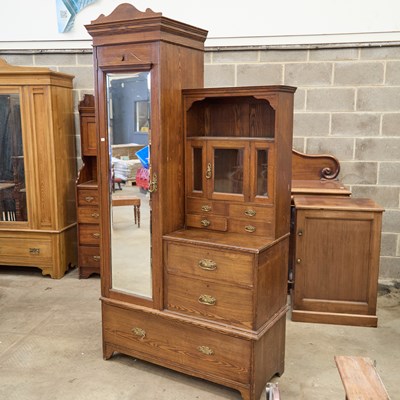 Lot 254 - AN OAK COMBINATION WARDROBE