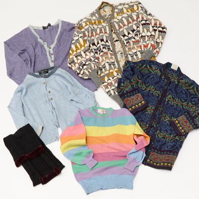 Lot 106 - A GROUP OF MAGGIE WHITE KNITWEAR