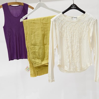 Lot 198 - A GROUP OF ISSEY MIYAKE CLOTHING/ COSTUME