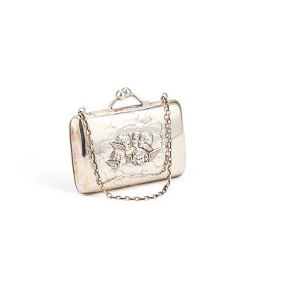 Lot 273 - AN EDWARDIAN SILVER PURSE