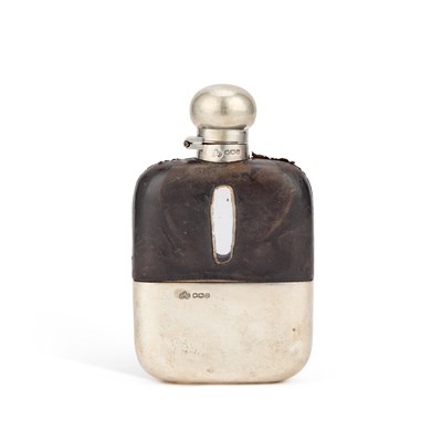 Lot 367 - A GEORGE V SILVER-MOUNTED SPIRIT FLASK