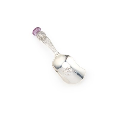 Lot 310 - A GEORGE V SILVER NOVELTY CADDY SPOON
