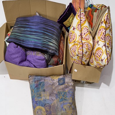 Lot 239 - A MIXED GROUP OF SOFT FURNISHINGS