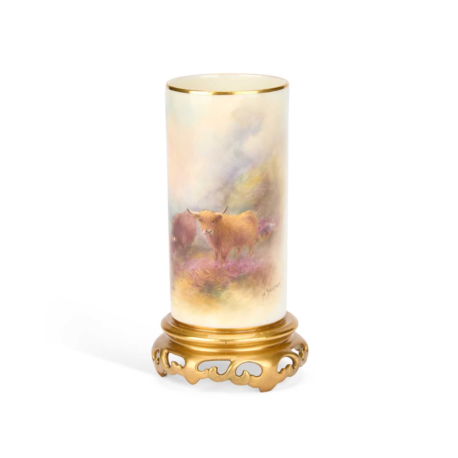 Lot 113 - A ROYAL WORCESTER VASE