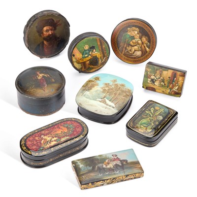 Lot 666 - A COLLECTION OF PAPIER-MÂCHÉ AND LACQUERED BOXES