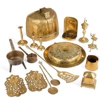 Lot 299 - A COLLECTION OF METAL WARES