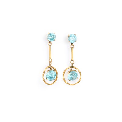 Lot 558 - A PAIR OF BLUE ZIRCON DROP EARRINGS