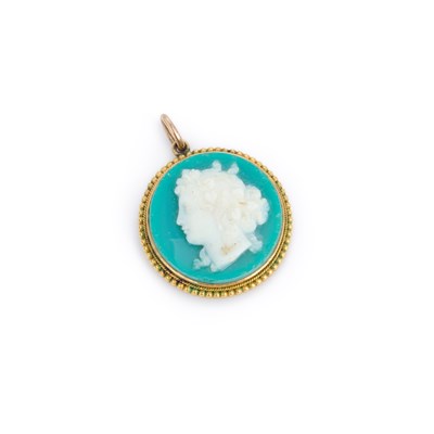 Lot 625 - A 19TH CENTURY AGATE CAMEO PENDANT