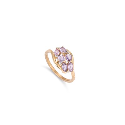 Lot 574 - A 9 CARAT GOLD PINK SAPPHIRE AND DIAMOND RING