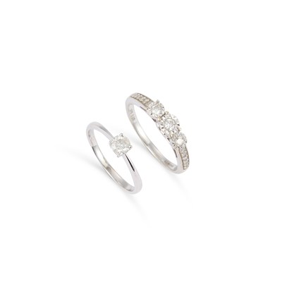 Lot 596 - A 9 CARAT GOLD DIAMOND RING AND A DIAMOND SOLITAIRE RING