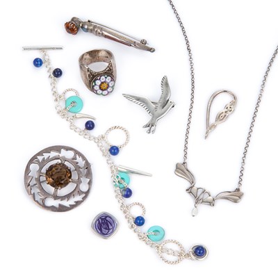 Lot 549 - A GROUP OF SCOTTISH AND CELTIC SILVER JEWELLERY
