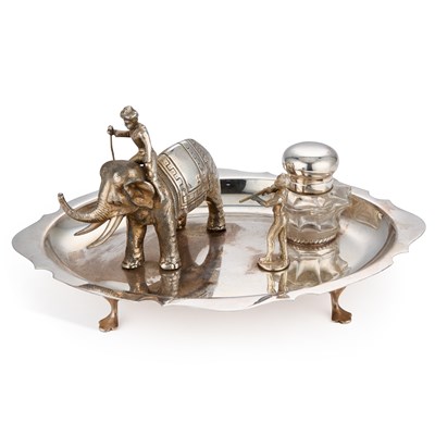 Lot 147 - A MAPPIN & WEBB SILVER-PLATED INKSTAND