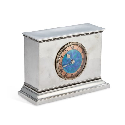 Lot 143 - A LIBERTY & CO TUDRIC PEWTER MANTEL CLOCK