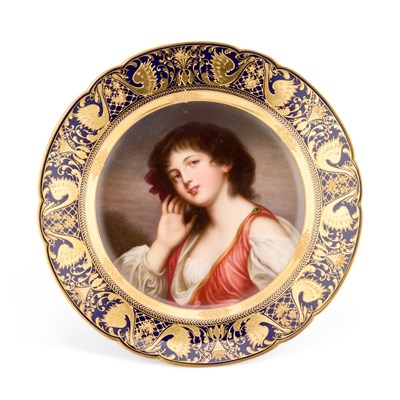 Lot 82 - A VIENNA PLATE