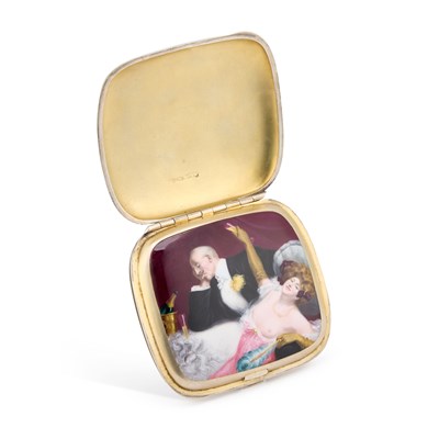 Lot 303 - AN EARLY 20TH CENTURY GERMAN SILVER AND ENAMEL NOVELTY EROTIC CIGARETTE CASE