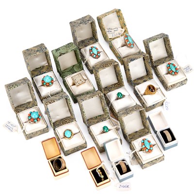 Lot 539 - A COLLECTION OF RINGS